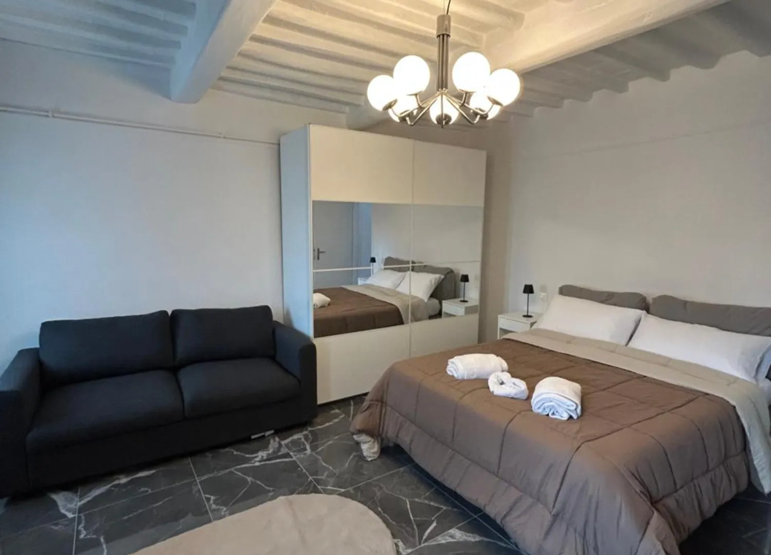 Reale B&B אמפולי